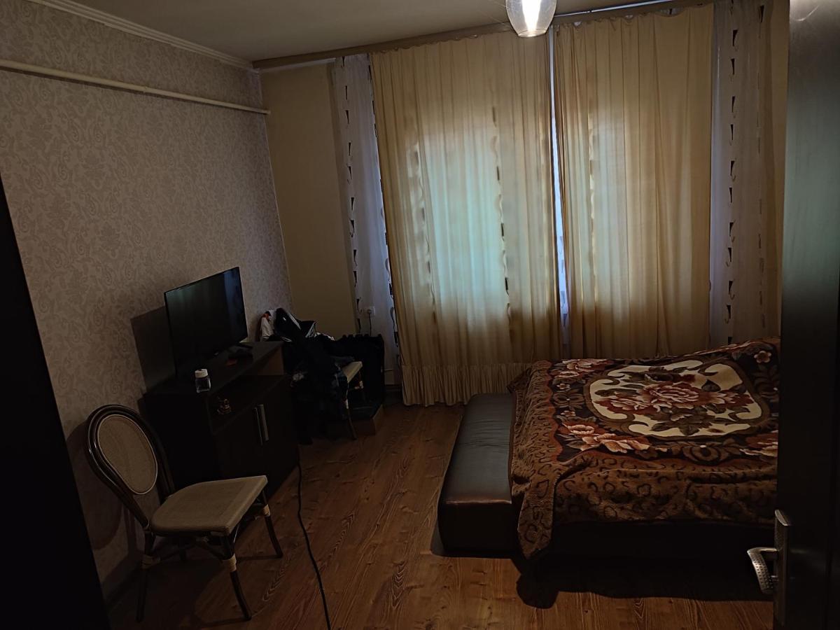Central House Otel Curtea de Argeş Dış mekan fotoğraf